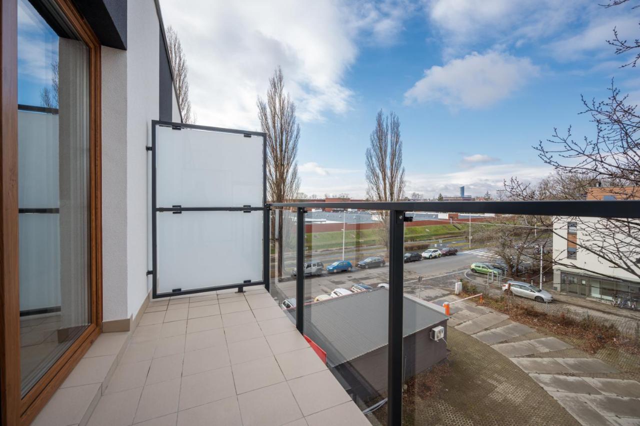 Marina Apartments Zoo Breslavia Esterno foto