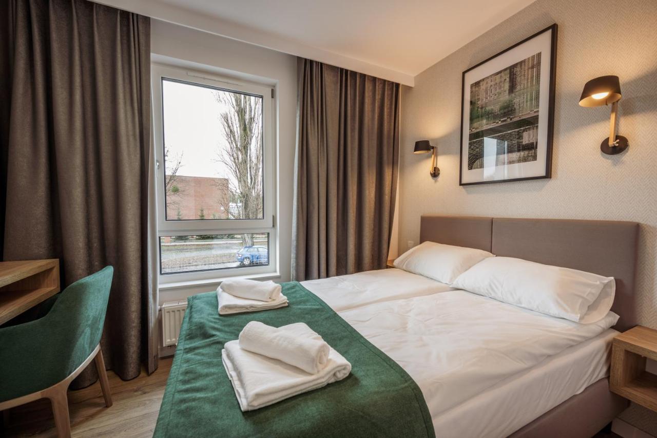 Marina Apartments Zoo Breslavia Esterno foto